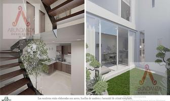 Foto de inmueble en Residencia A 6 Minutos DE Town Square Metepec, Col. San Salvador Tizatlalli C.P. 52172, Metepec