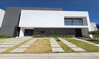 Foto de inmueble en Calz. Metepec, Col. Santa Ana Tlapaltitlán C.P. 50160, Toluca