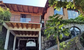 Foto de inmueble en Carretera del Manguito, Col. Santa María Ahuacatlan C.P. 51200, Valle de Bravo