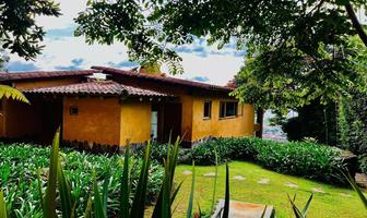 Foto de inmueble en Cruz de Misión, Col. Santa María Ahuacatlan C.P. 51200, Valle de Bravo