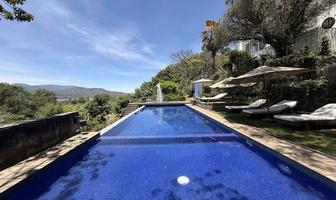 Foto de inmueble en El Manguito, Col. Santa María Ahuacatlan C.P. 51200, Valle de Bravo