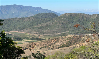 Foto de inmueble en Valle de Bravo, Col. Santa María Ahuacatlan C.P. 51200, Valle de Bravo