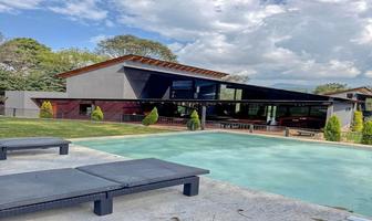 Foto de inmueble en acatitlan, Col. Santa María Ahuacatlan C.P. 51200, Valle de Bravo