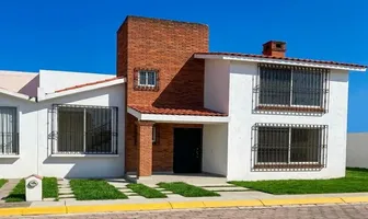 Foto de inmueble en PASEO SAN ISIDRO #332, Col. Santiaguito C.P. 52140, Metepec