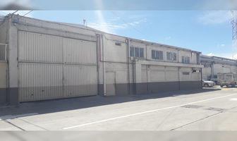 Foto de inmueble en Avenida Insurgentes, Col. Texcacoa C.P. 54605, Tepotzotlán
