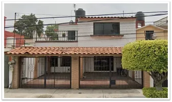 Foto de inmueble en Atenas #368, Col. Valle Dorado C.P. 54020, Tlalnepantla de Baz