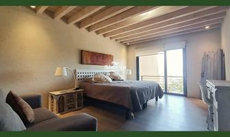 Foto de inmueble en 3 ARBOLES, Col. Valle de Bravo C.P. 51200, Valle de Bravo