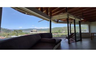 Foto de inmueble en JUAN HERRERA Y PIÑA, Col. Valle de Bravo C.P. 51200, Valle de Bravo