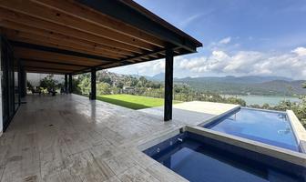 Foto de inmueble en Valle de Bravo, Col. Valle de Bravo C.P. 51200, Valle de Bravo