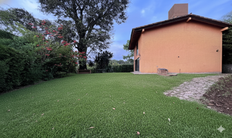 Foto de inmueble en https://maps.app.goo.gl/JcujoyJZNhzwtGfW9, Col. Valle de Bravo C.P. 51200, Valle de Bravo
