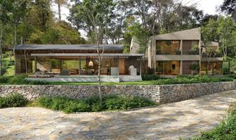 Foto de inmueble en https://www.google.com/maps/place/Rincón+Acatitlán/@19.2051229,-100.1061995,783m/data=!3m2!1e3!4b1!4, Col. Valle de Bravo C.P. 51200, Valle de Bravo