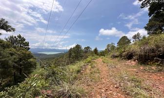 Foto de inmueble en https://www.google.com.mx/maps/@19.2618611,-100.1273534,218m/data=!3m1!1e3?
entry=ttu&g_ep=EgoyMDI0M, Col. Valle de Bravo C.P. 51200, Valle de Bravo