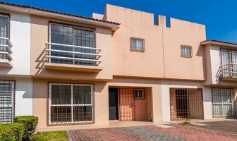 Foto de inmueble en CARR TOLUCA NAUCALPAN KM #214, Col. Villa Toscana C.P. 50230, Toluca