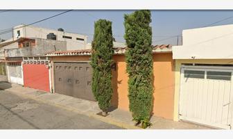 Foto de inmueble en GLADIOLAS, Col. Villa de las Flores 1a Sección (Unidad Coacalco) C.P. 55710, Coacalco de Berriozábal