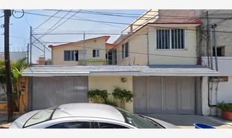 Foto de inmueble en CALLE 9 DE EJE SATELITE #000, Col. Viveros del Valle C.P. 54060, Tlalnepantla de Baz