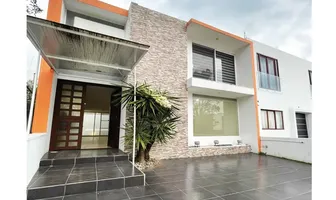 Foto de inmueble en Vistas Altozano, Col. Bosque Monarca C.P. 58350, Morelia
