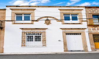 Foto de inmueble en CINCO DE FEBRERO, Col. Centro Histórico C.P. 58000, Morelia