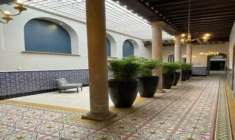 Foto de inmueble en abasolo #100, Col. Centro Histórico C.P. 58000, Morelia
