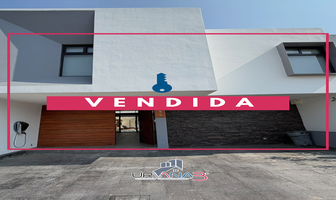 Foto de inmueble en Av. paseo del parque, Col. Corporativos Tres Marías C.P. 58254, Morelia