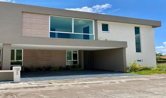 Foto de inmueble en LUIS ARANGO, Col. Finca Campestre C.P. 58195, Morelia