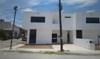 Foto de inmueble en AV. DE LAS  TORRES ESQUINA CALLE CAPIRE #331, Col. Hacienda de Palmira C.P. 60674, Apatzingán
