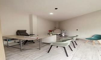 Foto de inmueble en Av. Michoacán, Col. Melchor Ocampo C.P. 58160, Morelia