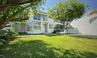 Foto de inmueble en Sin nombre de calle, Col. Acapatzingo C.P. 62493, Cuernavaca