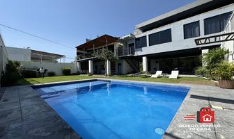 Foto de inmueble en Calle mirador # 5, Centro, 62670 Tequesquitengo, Mor., Col. Aeropuerto C.P. 62670 , Puente de Ixtla