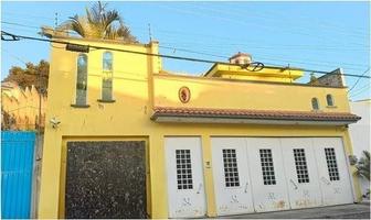 Foto de inmueble en , Col. Burgos Sección Casa Blanca C.P. 62584, Temixco