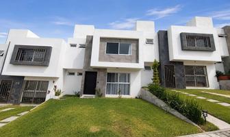Foto de inmueble en Casa  en Venta en Condominio con Alberca en Chulavista,cuernavaca Morelos., Col. Chulavista C.P. 62029, Cuernavaca