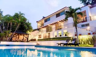 Foto de inmueble en plutarco elias calles, Col. Club de Golf C.P. 62030, Cuernavaca