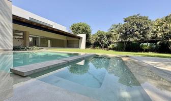 Foto de inmueble en Paseo de las flores, Col. Club de golf Tabachines C.P. 62498, Cuernavaca