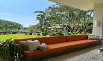 Foto de inmueble en Privada Tulipanes, Col. Club de golf Tabachines C.P. 62498, Cuernavaca
