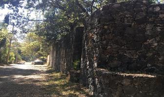 Foto de inmueble en Av del bosque, Col. Del Bosque C.P. 62150, Cuernavaca