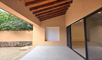 Foto de inmueble en carretera tepoztlan ocotitlan amatlan, Col. Del Carmen C.P. 62524, Tepoztlán