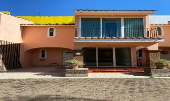 Foto de inmueble en FRACCIONAMIENTO TABACHINES #1, Col. Empleado Postal C.P. 62748, Cuautla