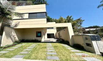 Foto de inmueble en Venta de Casa en Acapatzingo, Cuernavaca, Col. Jardines de Acapatzingo C.P. 62447, Cuernavaca