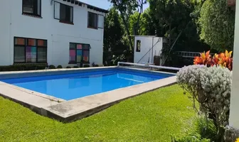 Foto de inmueble en Sin nombre de calle, Col. Jardines de Cuernavaca C.P. 62360, Cuernavaca