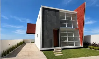 Foto de inmueble en Sin nombre de calle, Col. Jardines de Zoquipa C.P. 62326, Cuernavaca