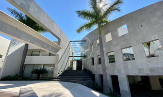 Foto de inmueble en La Herradura, Col. La Herradura C.P. 62306, Cuernavaca