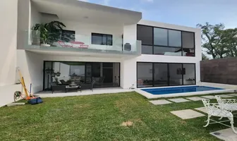 Foto de inmueble en Av. Ávila Camacho #., Col. La Pradera C.P. 62170, Cuernavaca