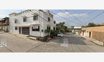 Foto de inmueble en BENITO JUAREZ ESQUINA MONTE ALBAN #0, Col. Las Palmas C.P. 62050, Cuernavaca
