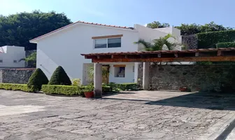 Foto de inmueble en Calzada de los actores #117, Col. Lomas de Atzingo C.P. 62180, Cuernavaca