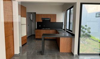Foto de inmueble en Habitación CON Baño Completo EN Planta Baja, Col. Lomas de Atzingo C.P. 62180, Cuernavaca