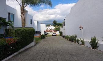 Foto de inmueble en av central #412, Col. Lomas de Atzingo C.P. 62180, Cuernavaca