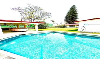 Foto de inmueble en Blvd Lomas de Cocoyoc, Col. Lomas de Cocoyoc C.P. 62847, Atlatlahucan