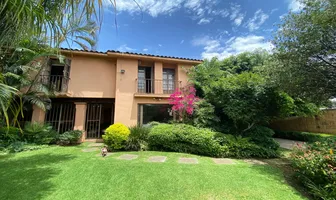 Foto de inmueble en Sexta privada Paseo Conquistador #6, Col. Lomas de Cortes C.P. 62248, Cuernavaca