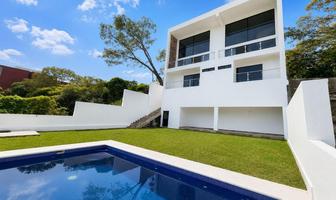 Foto de inmueble en Casa Minimalista Nueva en Lomas Tetela,  al Norte de Cuernavaca, Col. Lomas de Tetela C.P. 62156, Cuernavaca
