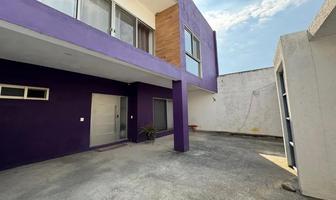 Foto de inmueble en Guayabos Agrios #31, Col. Lomas de Zompantle C.P. 62157, Cuernavaca