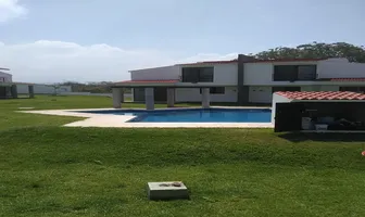 Foto de inmueble en Sin nombre de calle, Col. Oaxtepec Centro C.P. 62738, Yautepec